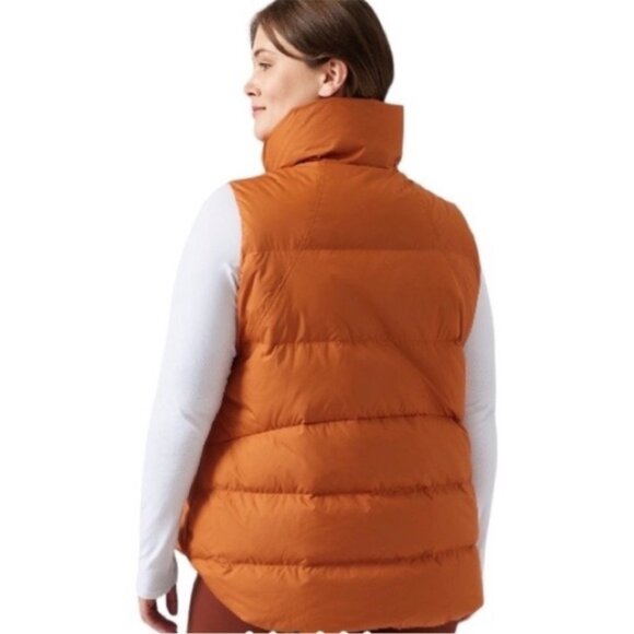 Athleta Downtown Puffer Vest in Foliage Orange - Picture 3 of 13